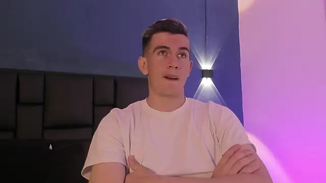 MikaelSlow online show from 02-11-26, 04:17