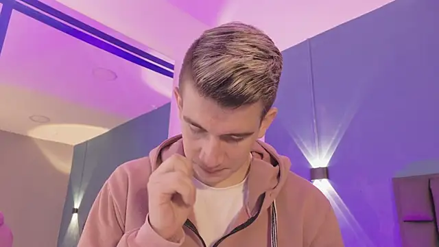 MikaelSlow online show from 03-03-26, 03:45