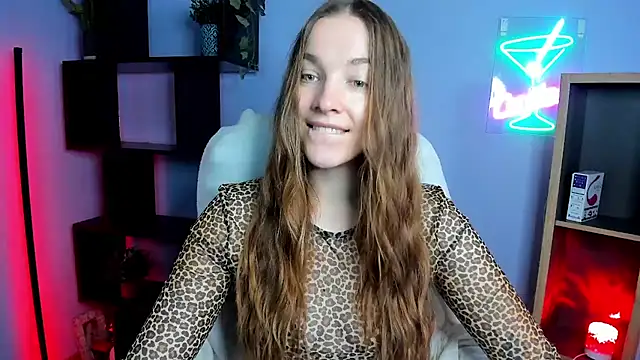 Snapshot of kenzie_x chatting on 11-20-25, 07:41 kenzie x online show from 11-20-25, 07:41