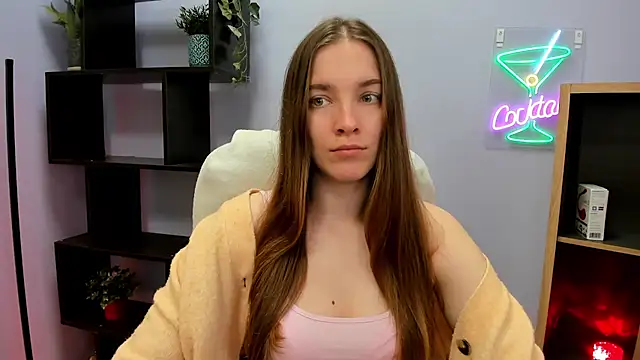 Snapshot of kenzie_x chatting on 12-15-25, 07:45 kenzie x online show from 12-15-25, 07:45