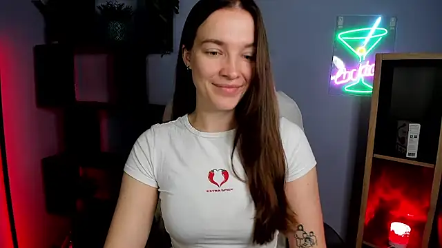 Snapshot of kenzie_x chatting on 12-20-25, 07:37 kenzie x online show from 12-20-25, 07:37