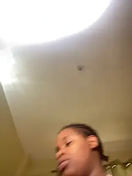 nur lin online show from 02-20-25, 08:06