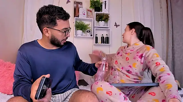 Idara and Edahi01 online show from 03-22-25, 02:27