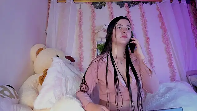 Idara and Edahi01 online show from 09-22-25, 12:01