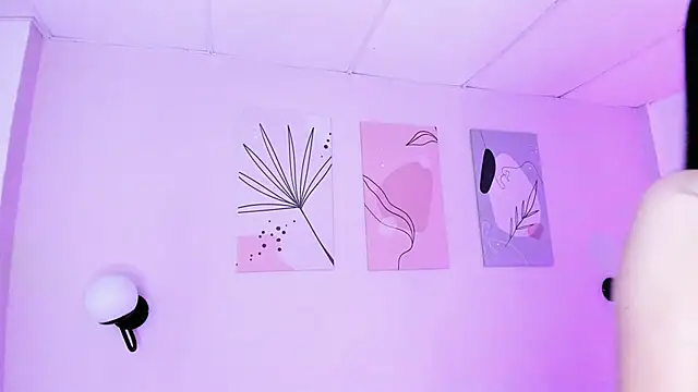 Snapshot of GENNESIS_LOVE chatting on 12-05-24, 09:06 GENNESIS LOVE online show from 12-05-24, 09:06