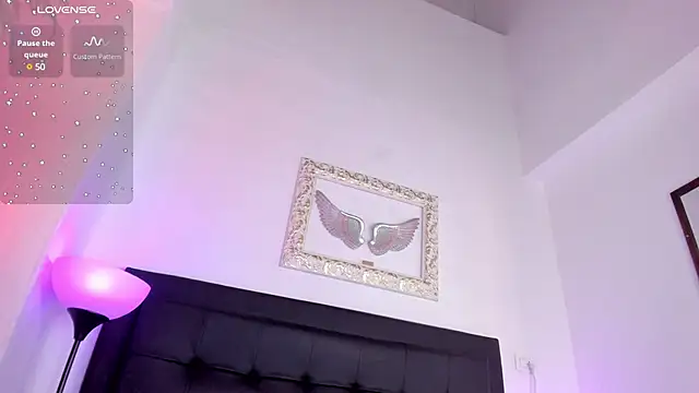 Mia 222 online show from 02-09-25, 12:30