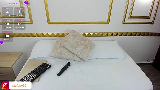 Snapshot of amor_smith_ chatting on 02-23-25, 02:40 amor smith  online show from 02-23-25, 02:40