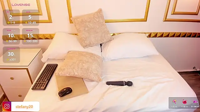 Snapshot of amor_smith_ chatting on 03-14-25, 05:48 amor smith  online show from 03-14-25, 05:48