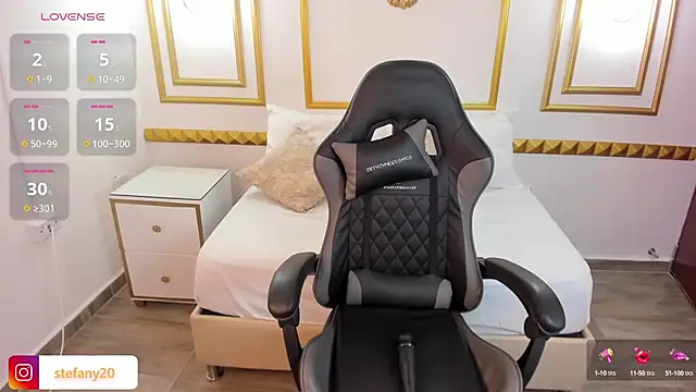 Snapshot of amor_smith_ chatting on 03-21-25, 06:16 amor smith  online show from 03-21-25, 06:16