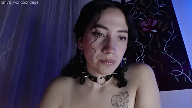Snapshot of Tanya_WorldBondage chatting on 10-22-25, 12:11 Tanya WorldBondage online show from 10-22-25, 12:11
