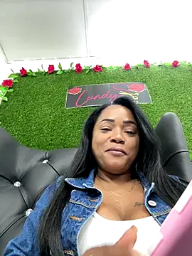 Snapshot of Noviostoxico chatting on 10-12-25, 10:53 Noviostoxico online show from 10-12-25, 10:53