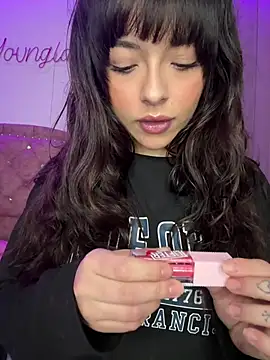 YovngBaby online show from 07-08-26, 03:44