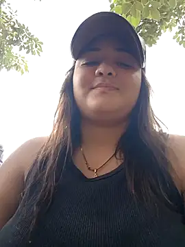 Liancy online show from 12-04-24, 05:44