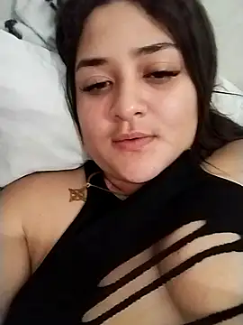 Liancy online show from 12-12-24, 03:43