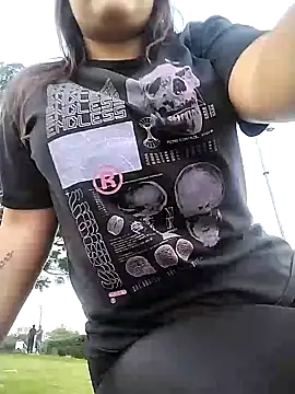 Liancy online show from 12-13-24, 09:52