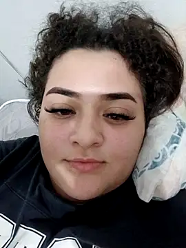 Liancy online show from 02-14-25, 03:33