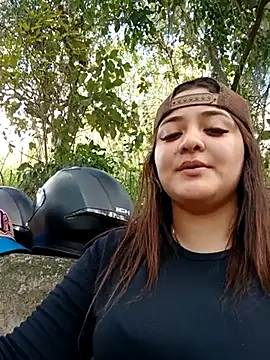 Liancy online show from 02-19-25, 07:27