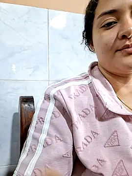 Liancy online show from 09-22-25, 07:27