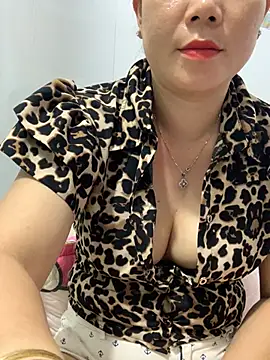 Baby-bigtits online show from 03-08-25, 07:05