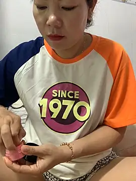 Baby-bigtits online show from 11-06-25, 11:59