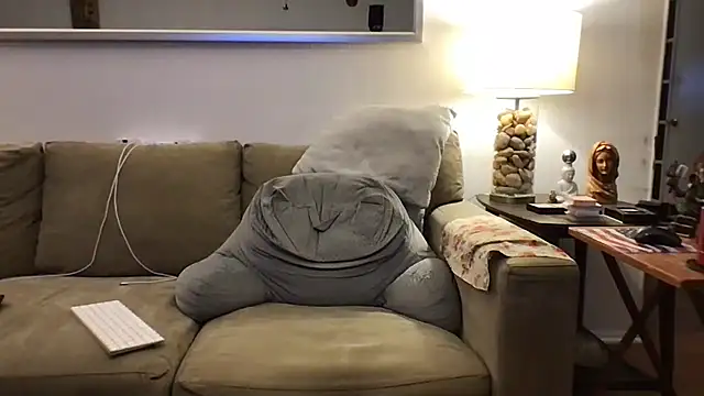 Rock Pierce online show from 12-18-25, 11:44