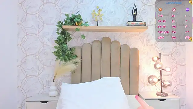 Roma  love online show from 11-27-25, 01:24