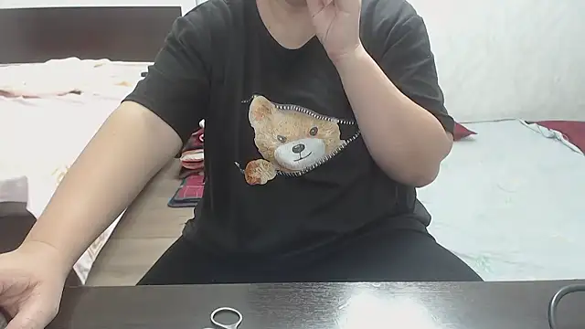 Snapshot of AsweetyAli chatting on 09-19-25, 03:24 AsweetyAli online show from 09-19-25, 03:24