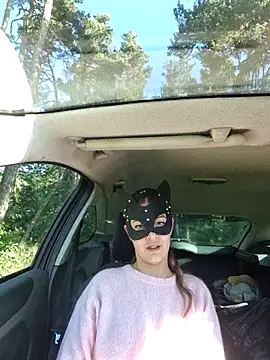 LoLa-69-X online show from 09-27-25, 08:08