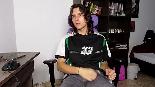 alex connorr online show from 09-19-25, 04:03