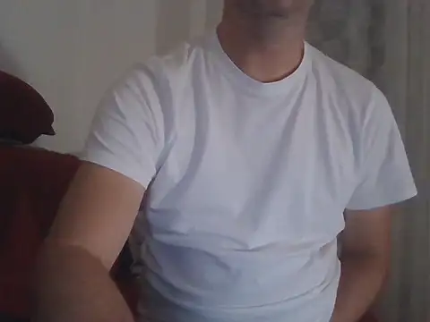 Snapshot of fikoivos chatting on 09-16-25, 08:54 fikoivos online show from 09-16-25, 08:54