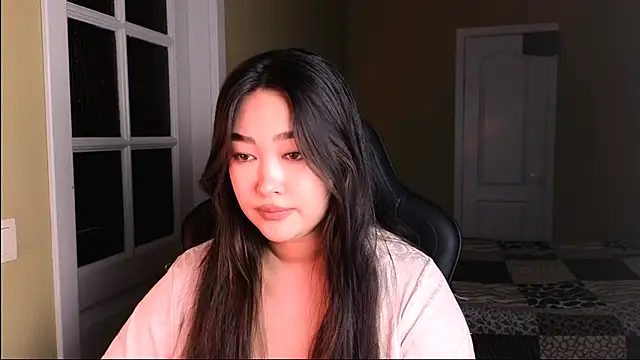 Erica Wayne online show from 02-04-25, 11:49