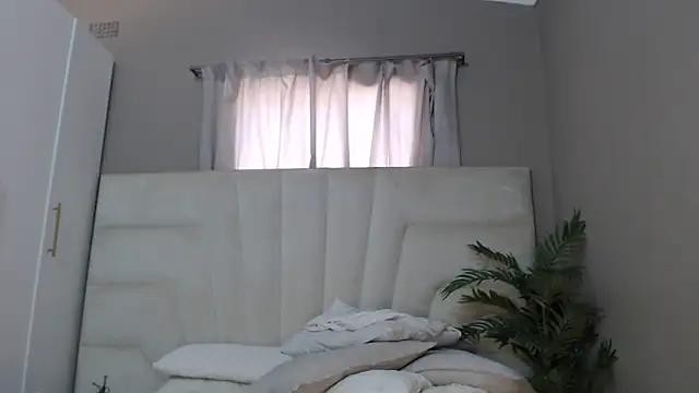 Snapshot of naughtyblackdolie chatting on 02-07-25, 03:19 naughtyblackdolie online show from 02-07-25, 03:19