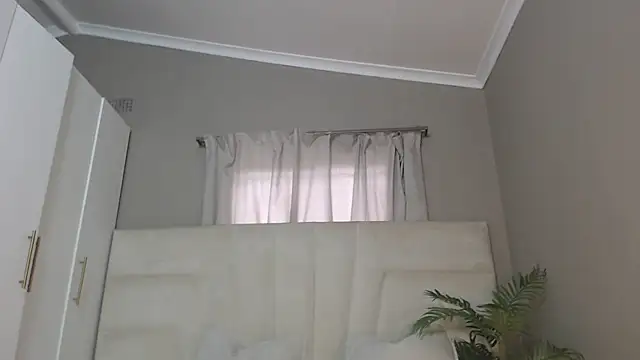 Snapshot of naughtyblackdolie chatting on 03-03-25, 10:06 naughtyblackdolie online show from 03-03-25, 10:06