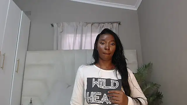 Snapshot of naughtyblackdolie chatting on 03-07-25, 04:57 naughtyblackdolie online show from 03-07-25, 04:57