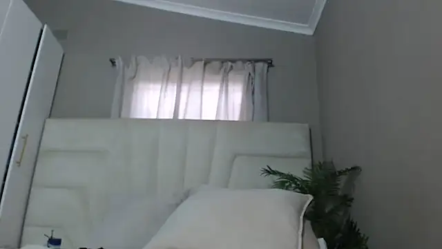 Snapshot of naughtyblackdolie chatting on 03-15-25, 07:20 naughtyblackdolie online show from 03-15-25, 07:20