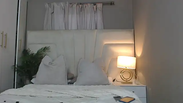 Snapshot of naughtyblackdolie chatting on 10-15-25, 03:50 naughtyblackdolie online show from 10-15-25, 03:50