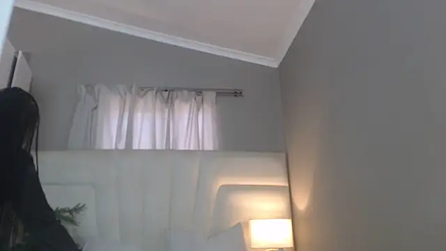 naughtyblackdolie online show from 12-20-25, 10:44