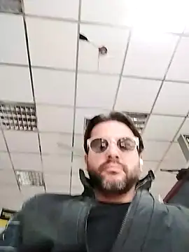 Snapshot of sexoffice83 chatting on 11-19-25, 01:55 sexoffice83 online show from 11-19-25, 01:55