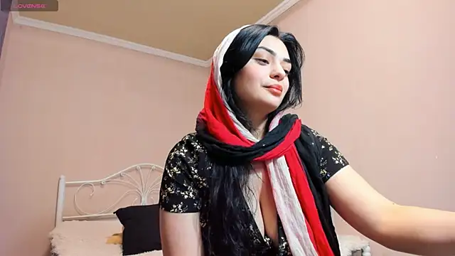 Snapshot of _cleopattra_ chatting on 01-03-25, 06:35 cleopattra online show from 01-03-25, 06:35