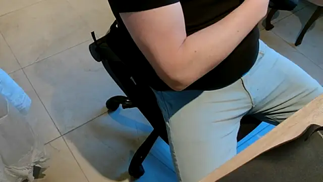 slzypvtpig online show from 02-08-26, 12:14