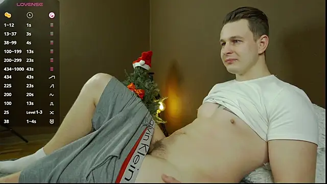 Snapshot of charlie_smiley chatting on 01-19-25, 08:51 charlie smiley online show from 01-19-25, 08:51