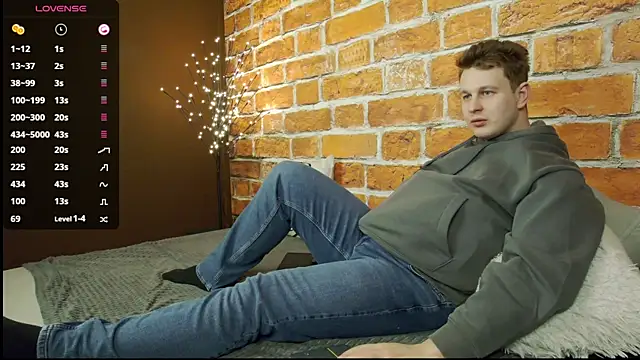 charlie smiley online show from 12-21-25, 06:48