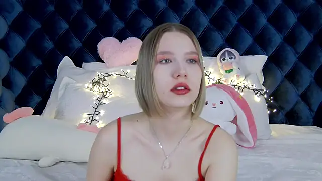 LiliLinn online show from 03-03-25, 04:25