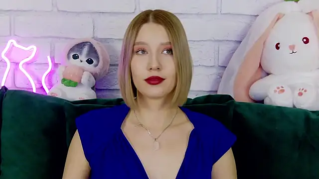 LiliLinn online show from 03-07-25, 08:13