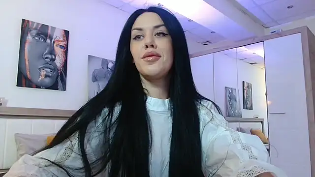 LaylaCruzRose online show from 02-08-25, 06:12