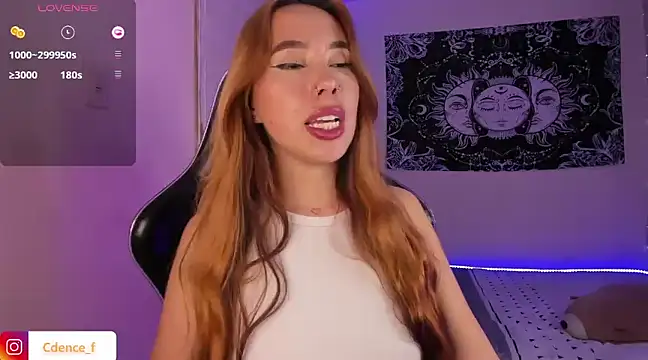 Snapshot of freckled_ chatting on 02-20-25, 08:14 freckled online show from 02-20-25, 08:14