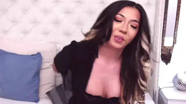 Snapshot of KiaraDevlynn chatting on 01-09-25, 06:57 KiaraDevlynn online show from 01-09-25, 06:57