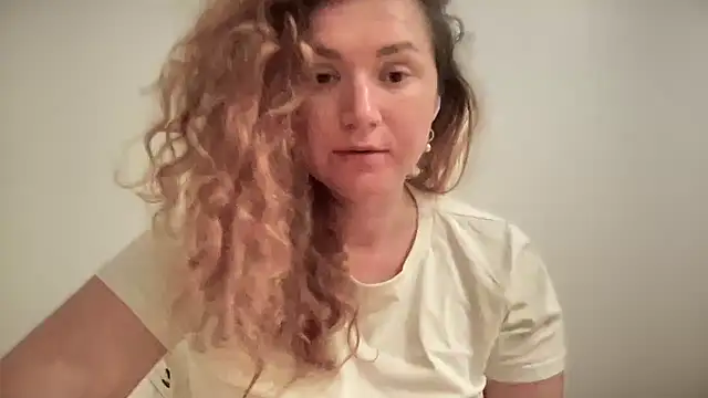 Foxy and classy online show from 04-27-26, 07:45