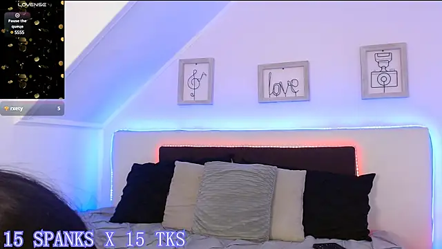 Tifanny grey online show from 12-22-24, 12:07