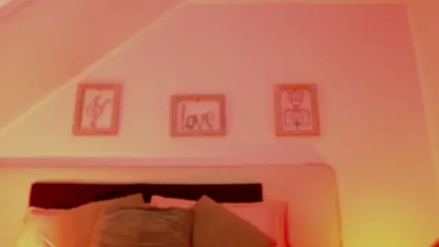 Tifanny grey online show from 03-17-25, 11:32